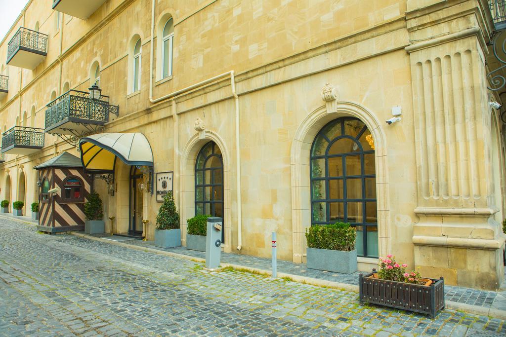 Promenade Hotel באקו מראה חיצוני תמונה Entrance to the hotel